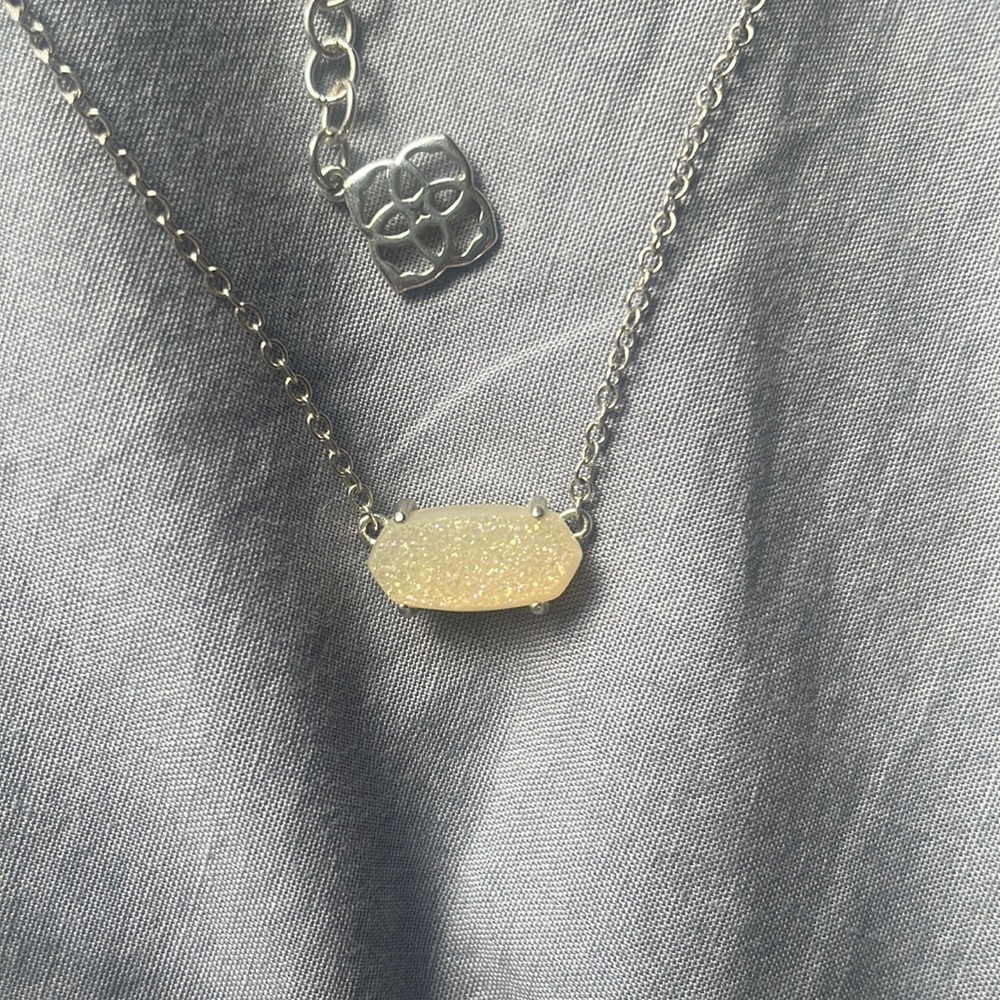 Kendra Scott Necklace